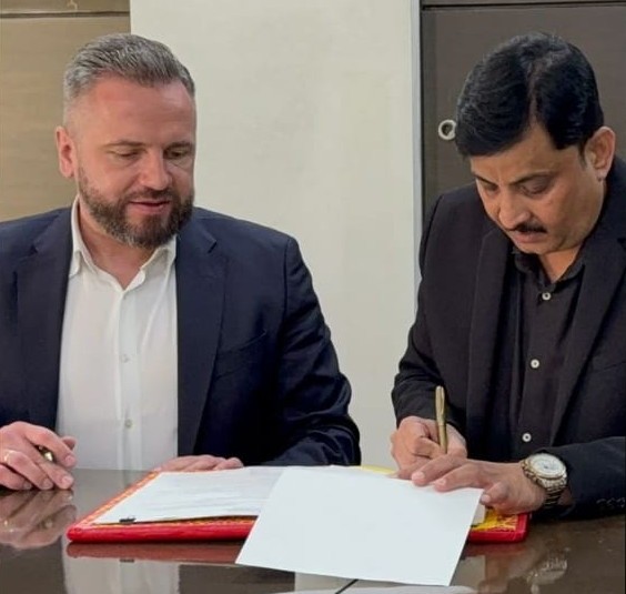 Trade agreement signing with G7 Group Poland